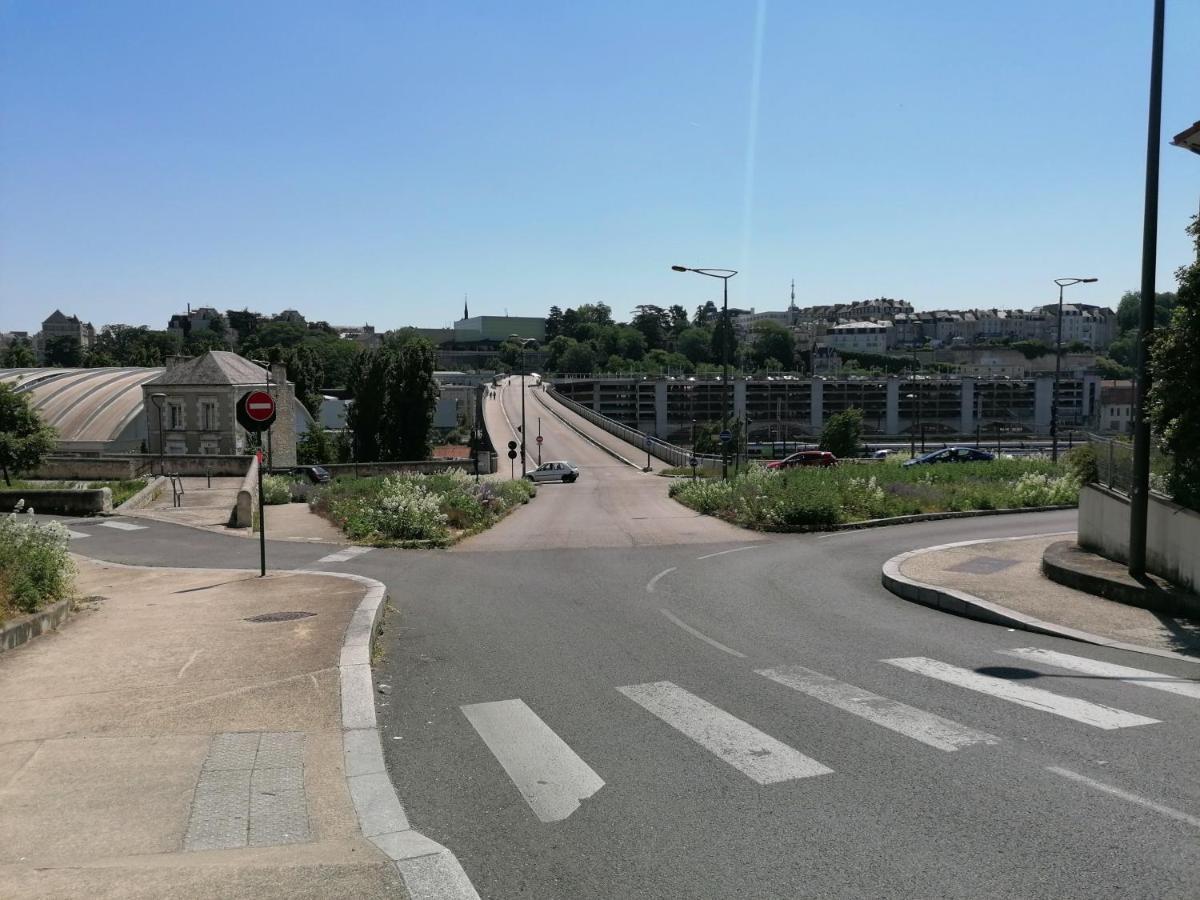 Proche Gare Et Centre-Ville De Poitiers Emplacement Ideal ポアティエ エクステリア 写真